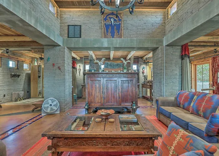 Holiday home Luxe W/ Pool & Outdoor Kitchen In Phoenix! Wickenburg