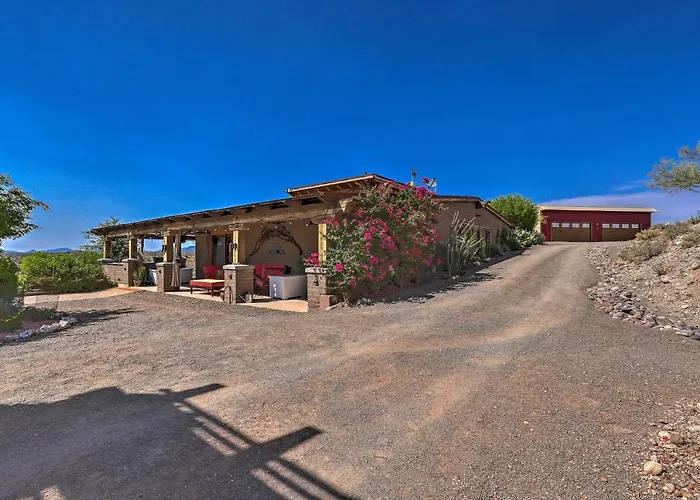 Luxe W/ Pool & Outdoor Kitchen In Phoenix! Holiday home