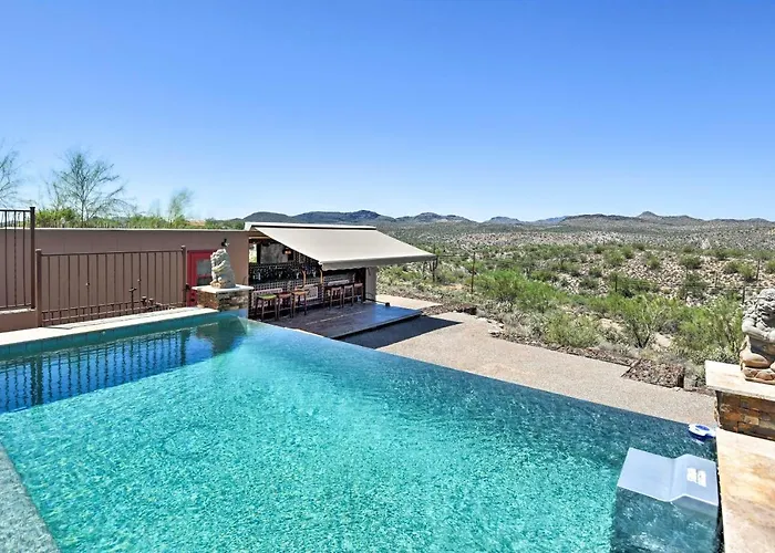 Luxe W/ Pool & Outdoor Kitchen In Phoenix! Holiday home