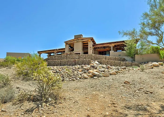 Luxe W/ Pool & Outdoor Kitchen In Phoenix!
