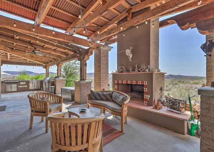 Holiday home Luxe W/ Pool & Outdoor Kitchen In Phoenix! Wickenburg